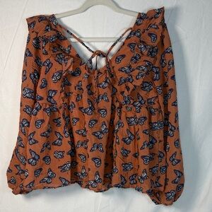 Simply Southern Butterfly Print Women's Top SZ L